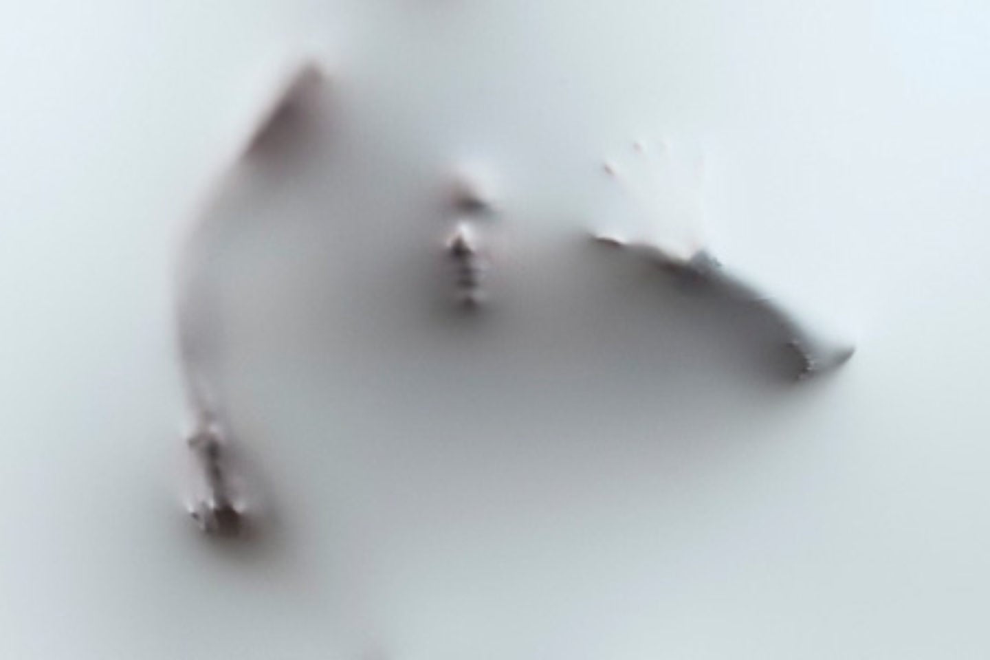Nine Dancing Triangles - IGNANT