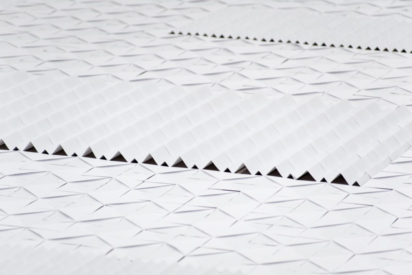 Carpet made of 20.000 DIN A4 papers IGNANT