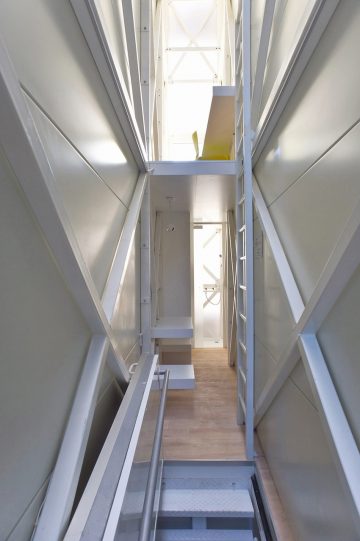 Keret_House06