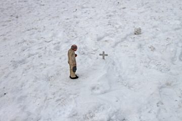 Isaac_Cordal_art_06