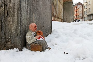 Isaac_Cordal_art_12