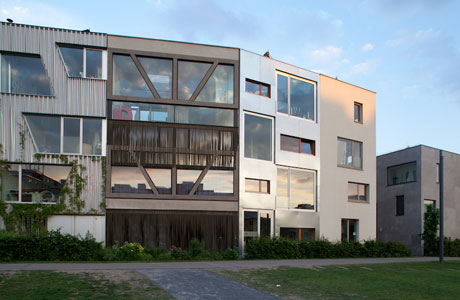 アート・デザイン・音楽 Townhouses Berlin Hans Stimmann Townhouses by XTH-berlin - IGNANT