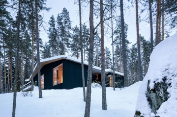 House Kettukallio in Hirvensalmi, Finland designed by Playa Architects.