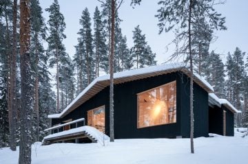 House Kettukallio in Hirvensalmi, Finland designed by Playa Architects.