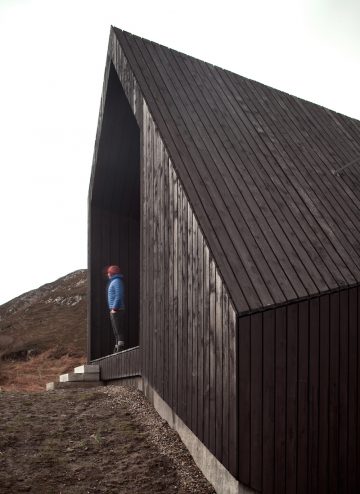 CAMUSDARACH SANDS_House_Raw_03