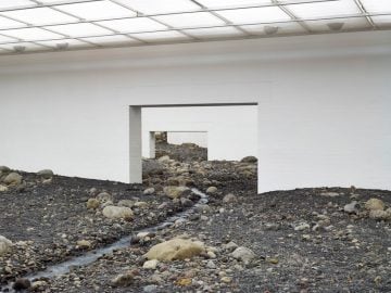 olafur-eliasson-riverbed-03