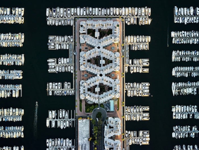 Aerial photographs, architecture, housing, ports, airports, marinas