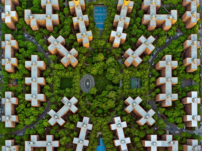 Aerial photographs, architecture, housing, ports, airports, marinas