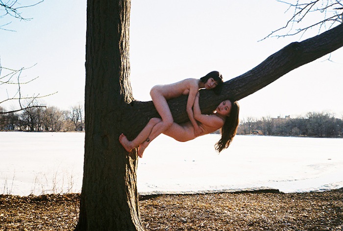Ren Hang_Photography_1-2
