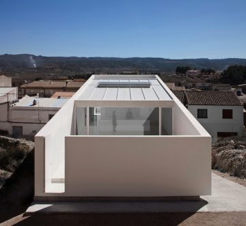 5372 CASA EN LA LADERA DE UN CASTILLO. AYORA. VALENCIA