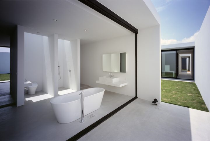 A Photographer's Weekend House By General Design - IGNANT