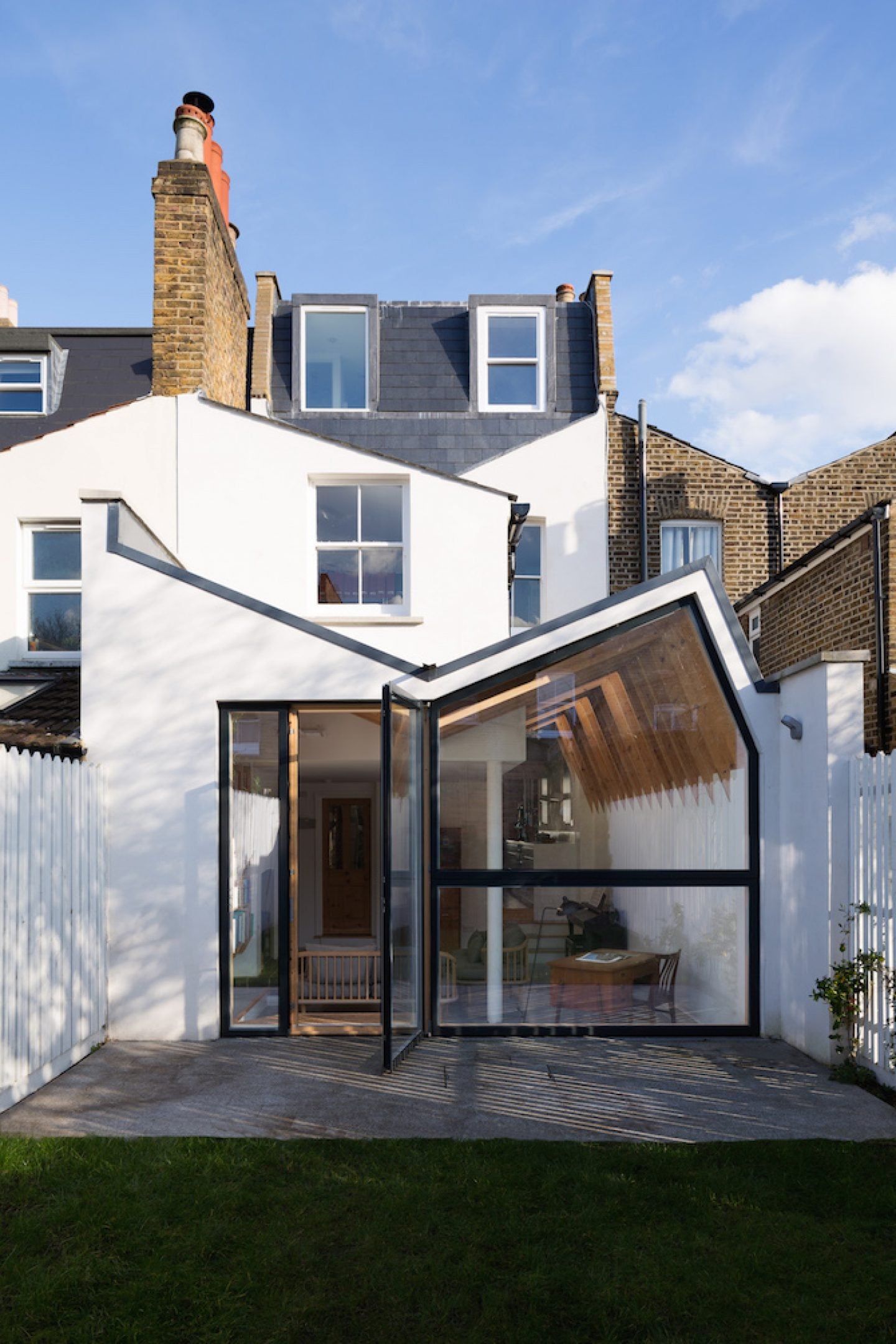 A Renovation Reviving London's 'Butterfly Roof' IGNANT