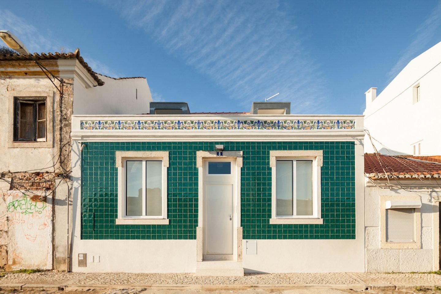 CAIS / House Refurbishment in Ajuda / Lisboa, Portugal / 2015
