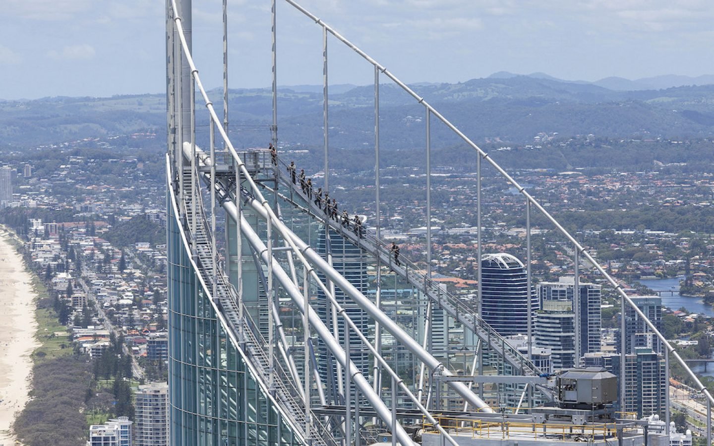 top10viewpoints_skypoint-FearOfHeights-Carousel-1680x1050