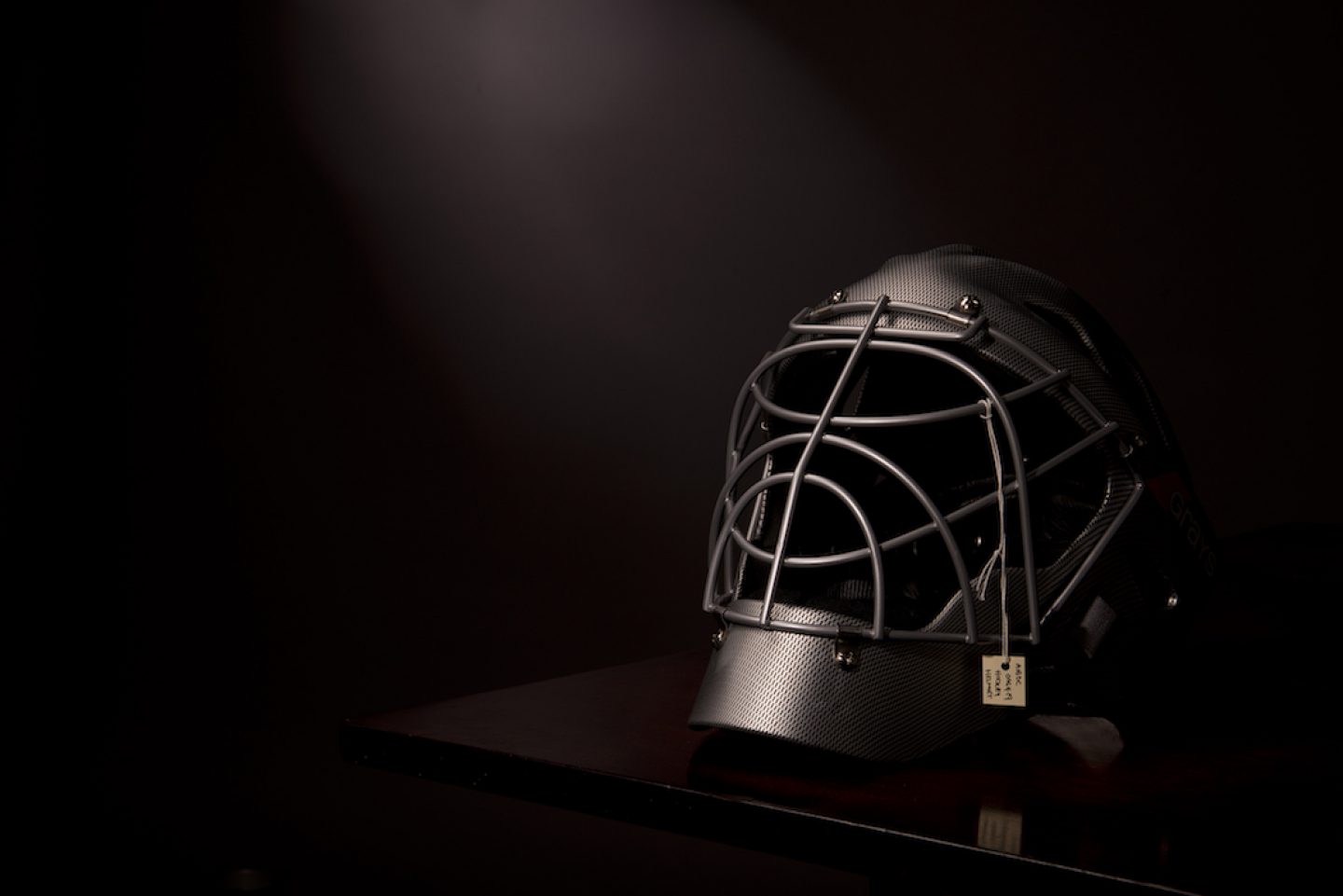 MN2_HOCKEYHELM_Plastic_Vanitas1848