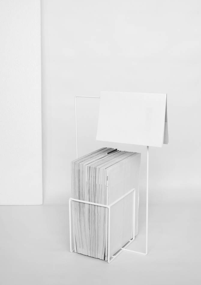 Minus magazine stand design by Alvaro Diaz Hernandez 4