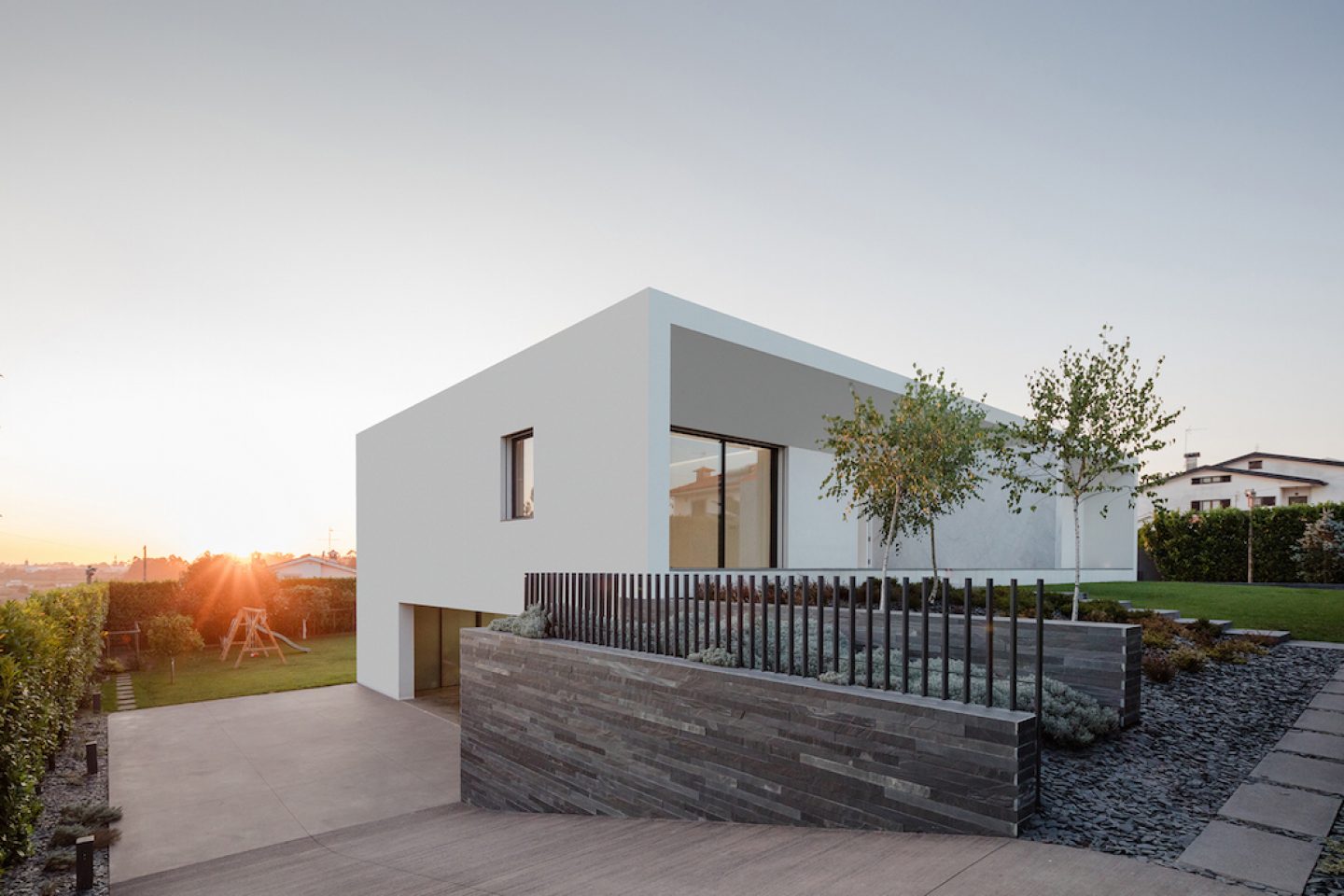 Vila do Conde House - Raulino Arquitecto (06)