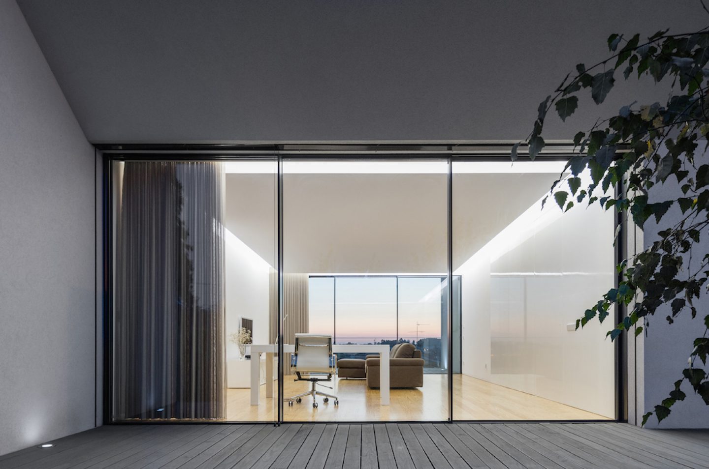 Vila do Conde House - Raulino Arquitecto (20)