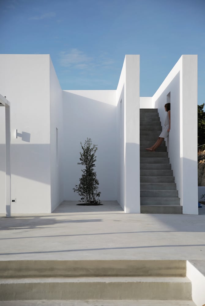 A Modern Summer House On A Greek Island iGNANT com