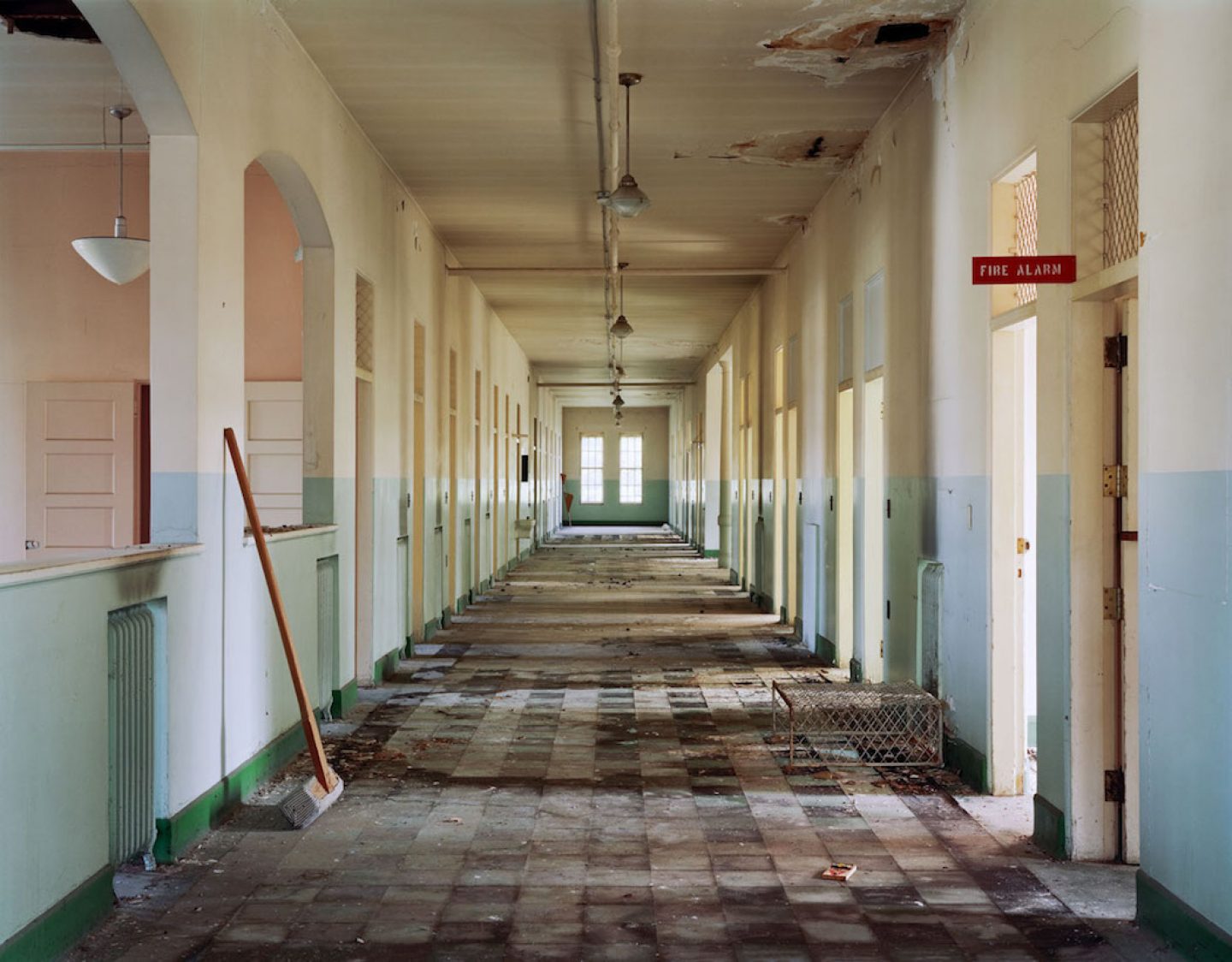 Asylum: Inside the Closed World of State Mental Hospitals