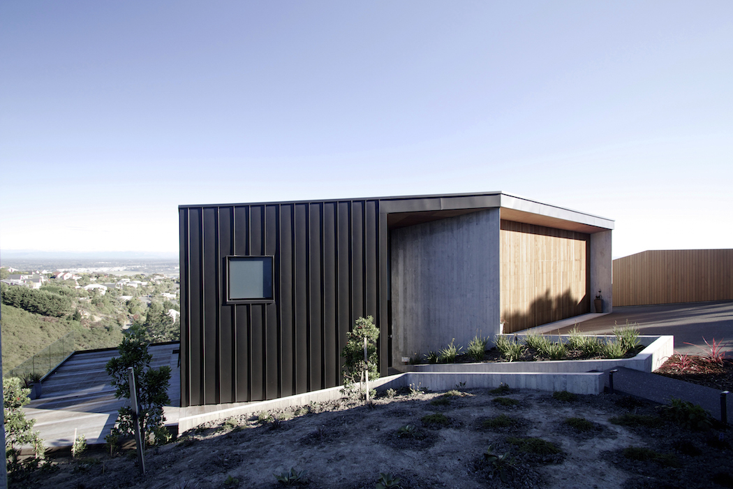 A Black Zinc House Overlooking New Zealand's Southern Alps