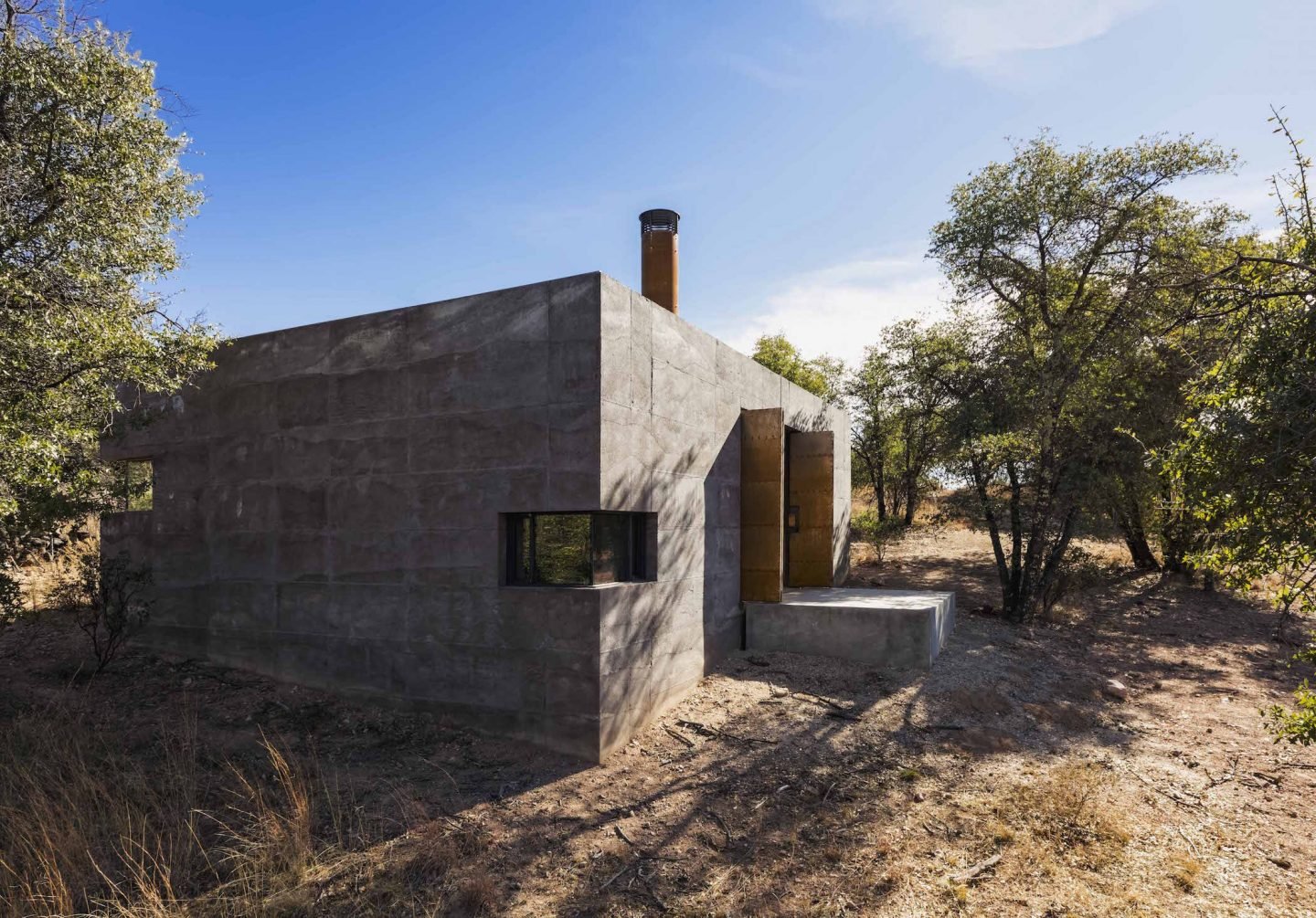 Casa Caldera, Location: Santa Cruz County, Arizona, Architect: DUST Cade Hayes, Jesus Robles