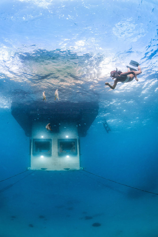 7-underwater-room-Manta-Resort-Pemba-Island-Tanzania-Architecture_