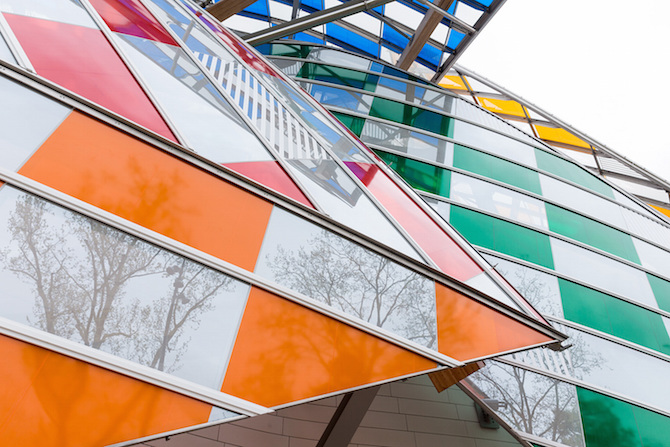 Art_Daniel_Buren_Interventions_Light_10