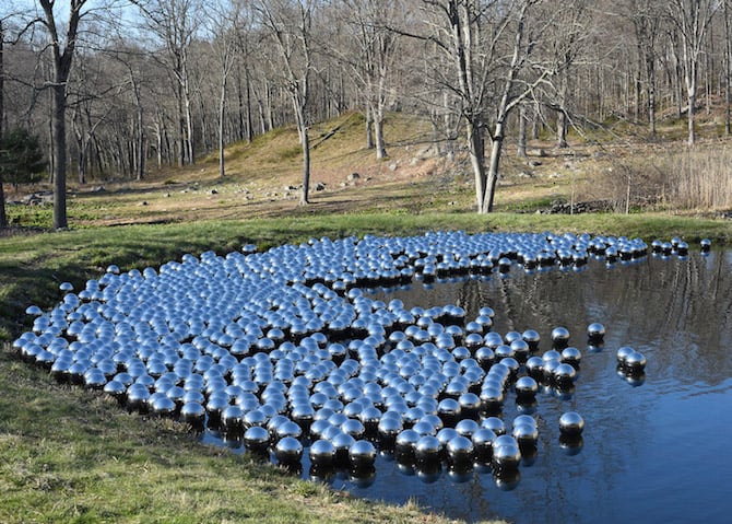 Art_Yayoi Kusama-GlassHouse_SteelBalls_06