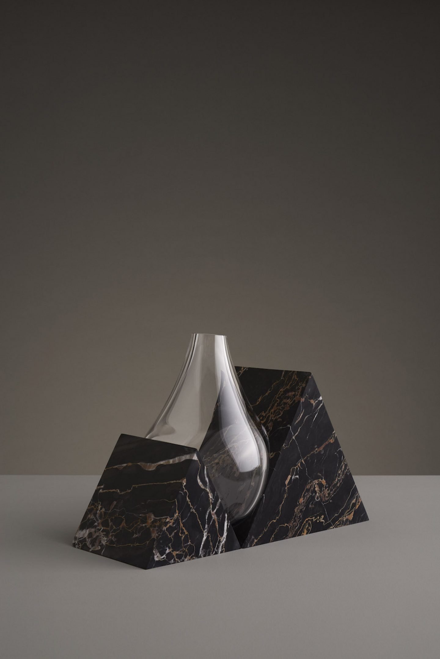 Design_Indefinite_Vases_Stuio_EO_01