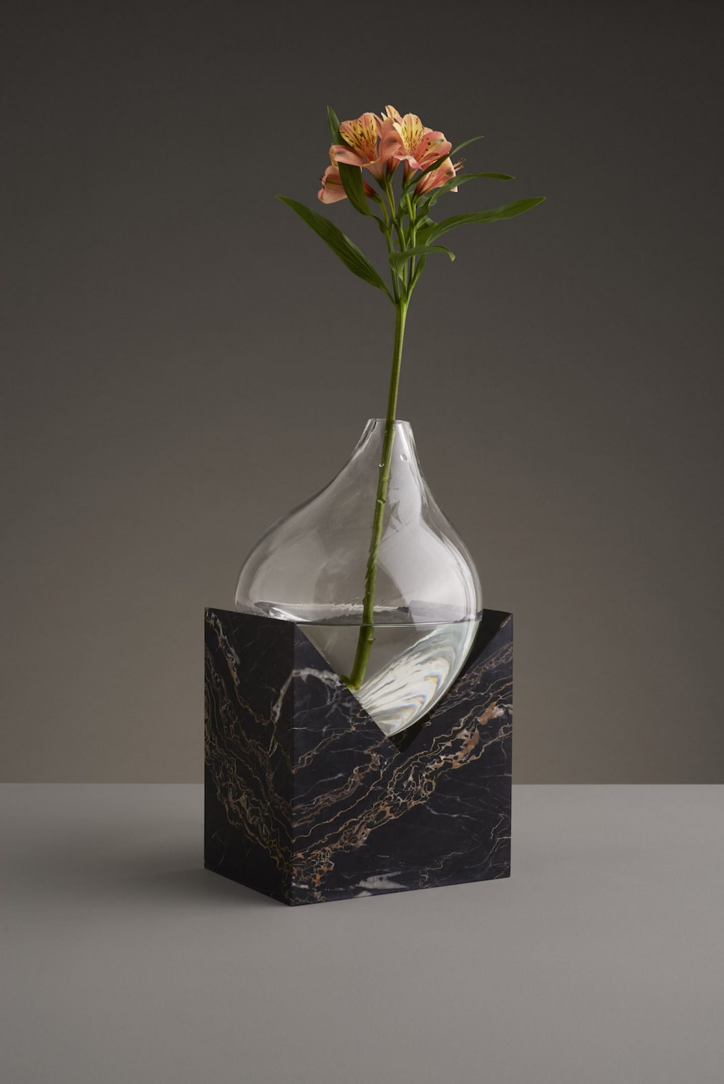 Design_Indefinite_Vases_Stuio_EO_11