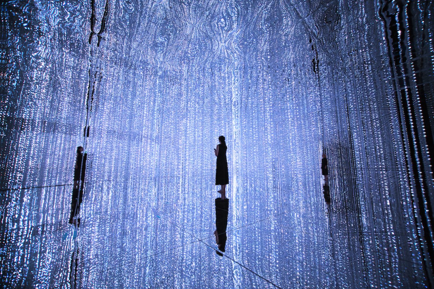 TeamLab_Art_ through the Crystal Universe_20