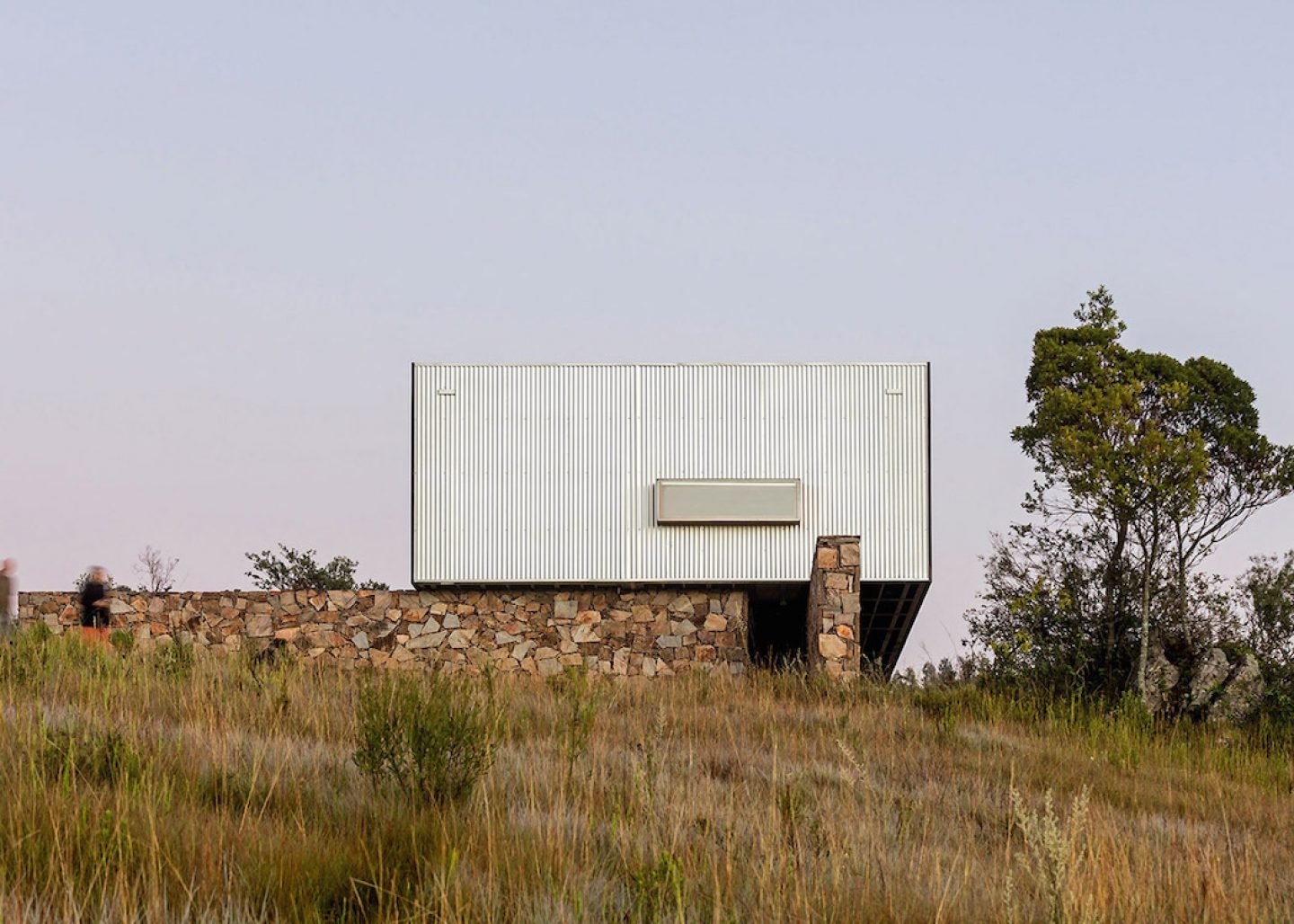 retreat-in-finca-aguy-mapa-prefabricated-housing-uraguay_dezeen_1568_5