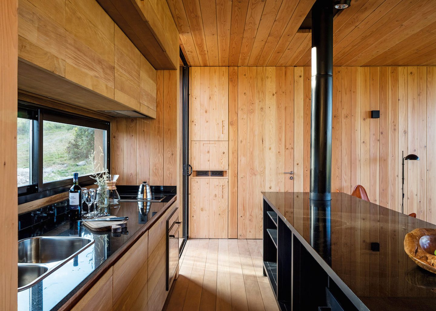 retreat-in-finca-aguy-mapa-prefabricated-housing-uraguay_dezeen_1568_7