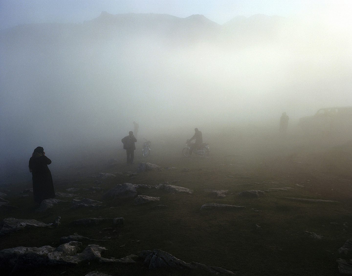 OnTheRoad_HodaAfshan_Iran_02