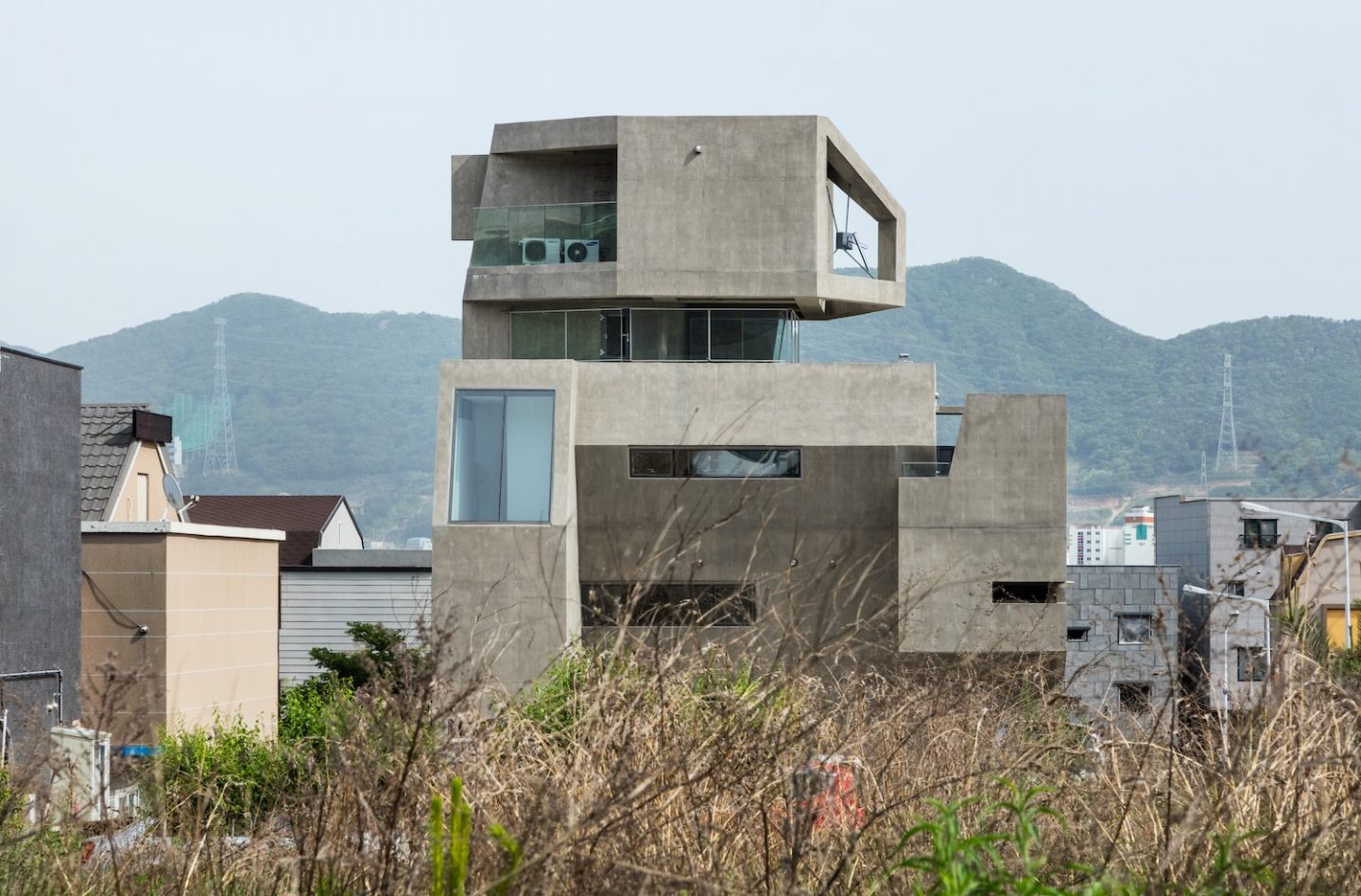 architecture_owlhouse_moonhoon_06