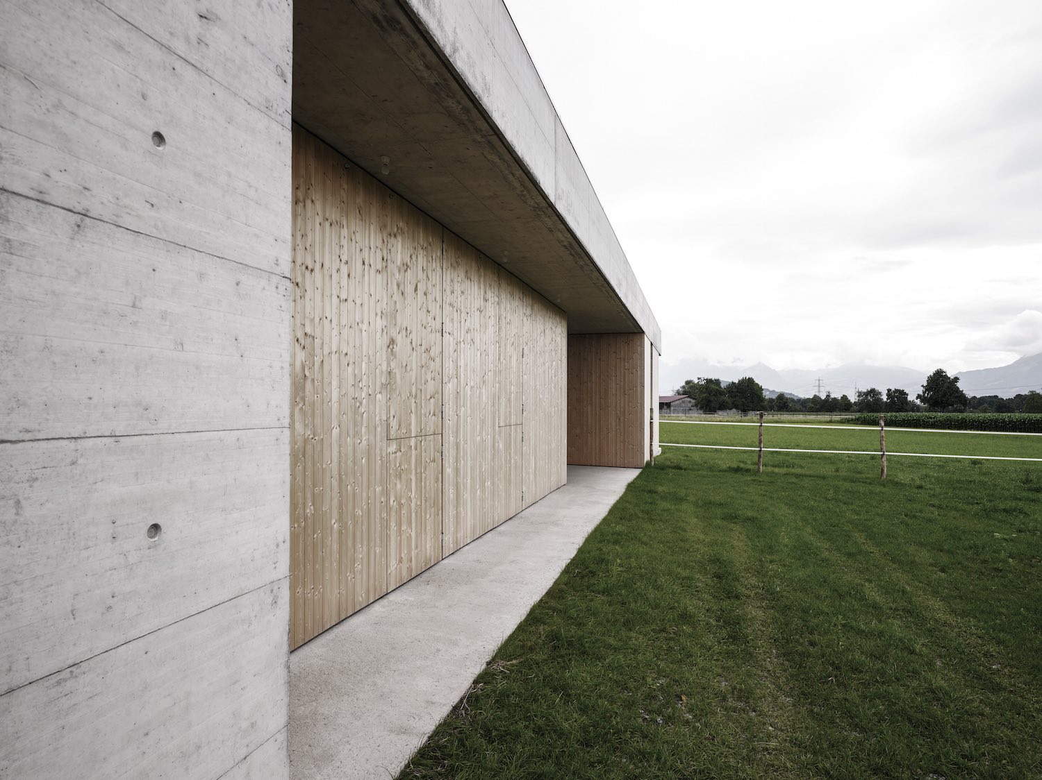 Architecture_GrissEquineVeterinaryPractice_Marte.MarteArchitects_10