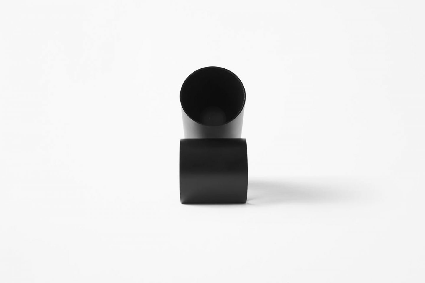 iGNANT_Design_Nendo_FLOS_Gaku_Lamp_18