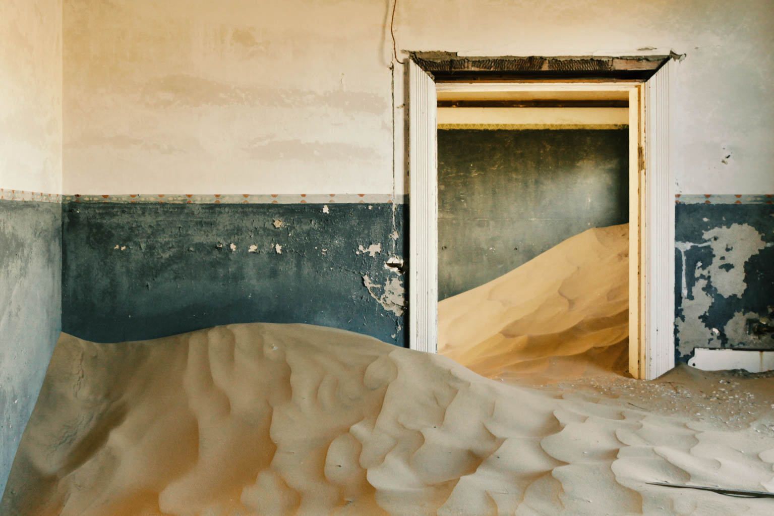 Kolmanskop By Veronica Pinelli