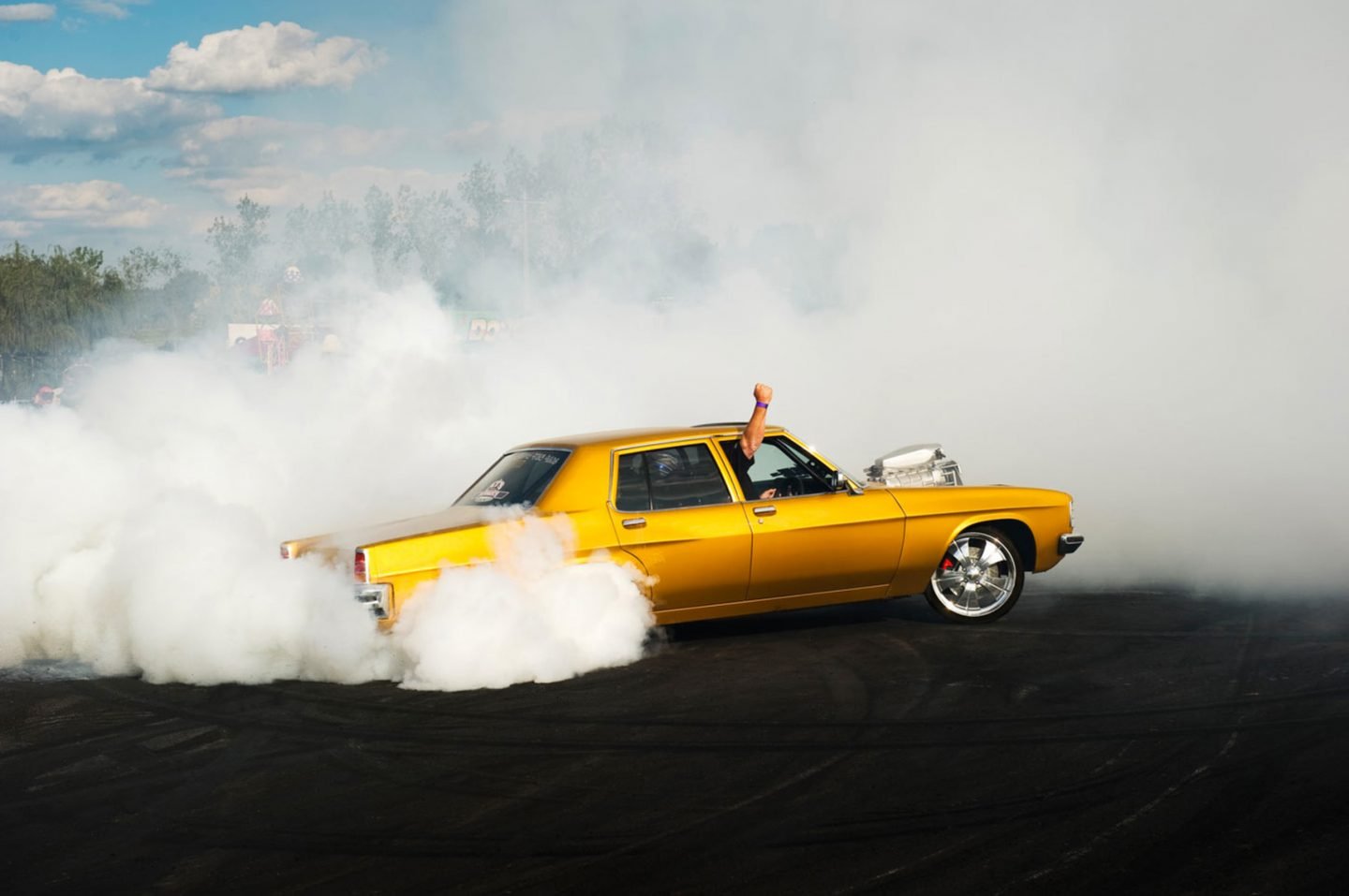 iGNANT_Photography_Burnout_Series_Simon_Davidson_11