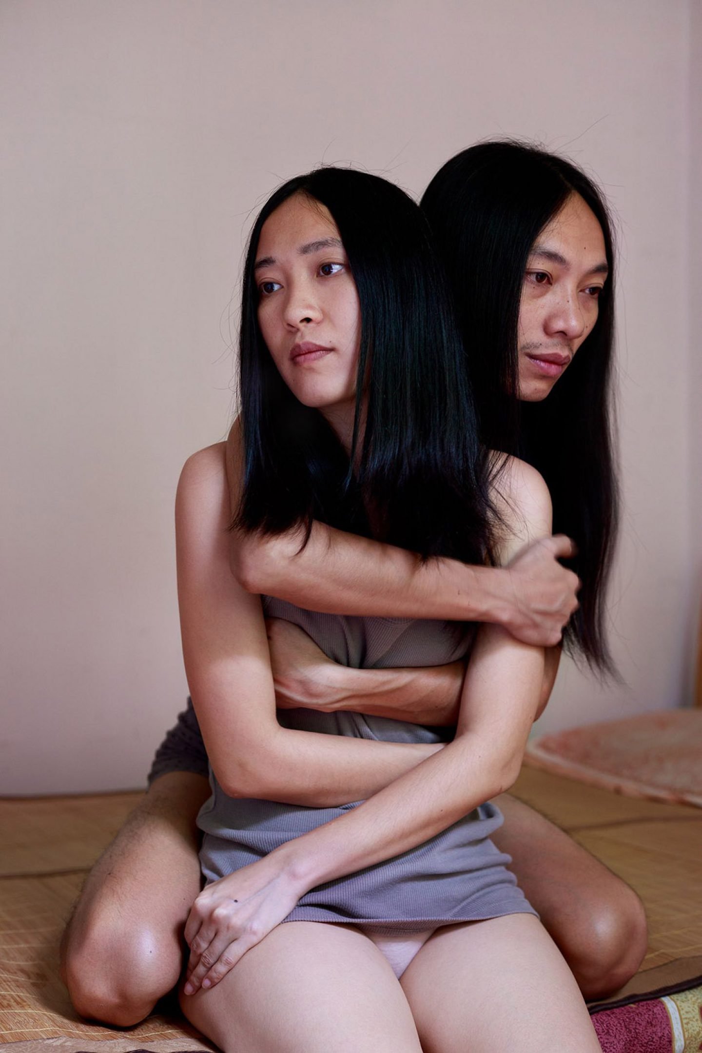 iGNANT_Photography_Wenjun_Chen_Yanmei_Jiang_Me_And_Me9