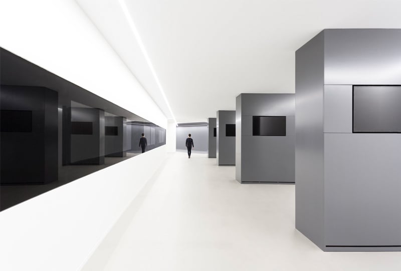 A Slick Monochrome Office By Fran Silvestre Arquitectos - IGNANT