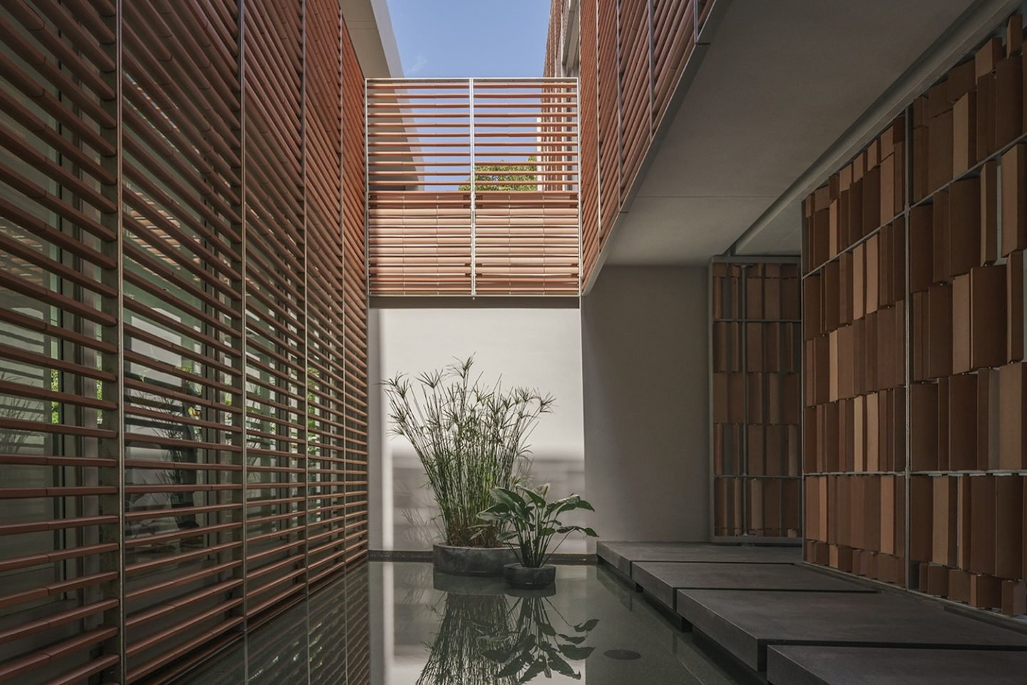 iGNANT_Architecture_Ron_Rojas_House_Rene_Gonzalez_Architect03