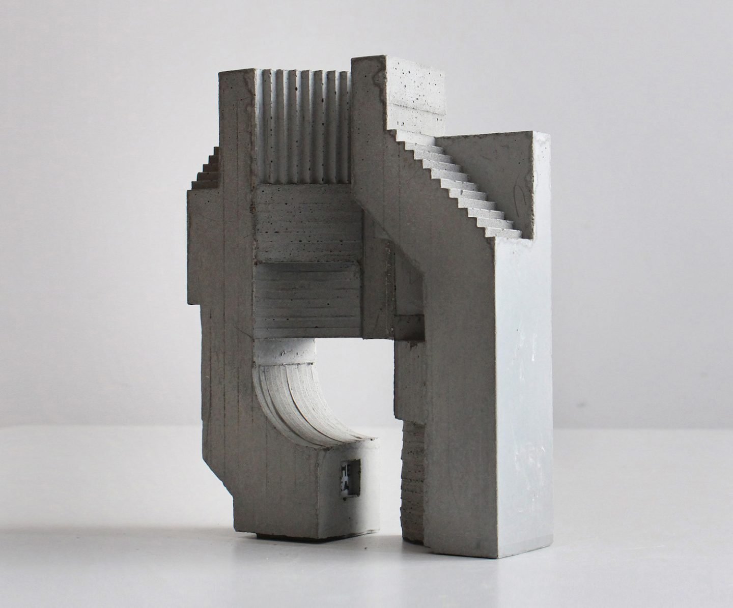 iGNANT_Art_Concrete_Modular_Sculptures_David_Umemoto02