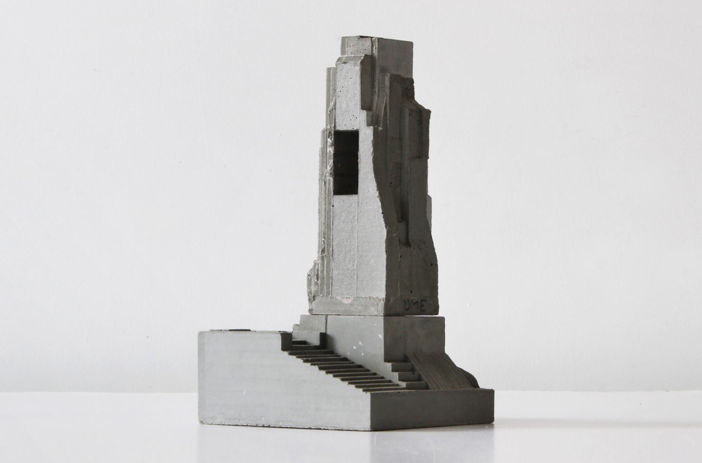 iGNANT_Art_Concrete_Modular_Sculptures_David_Umemoto03