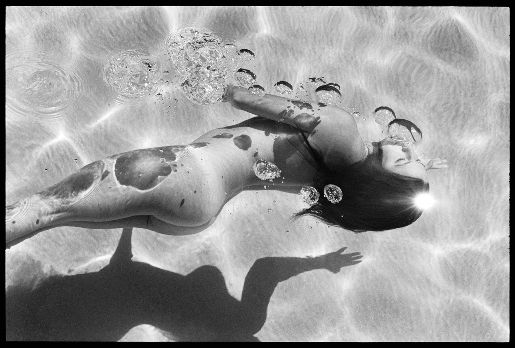 Deanna Templeton Captures Girls Underwater IGNANT