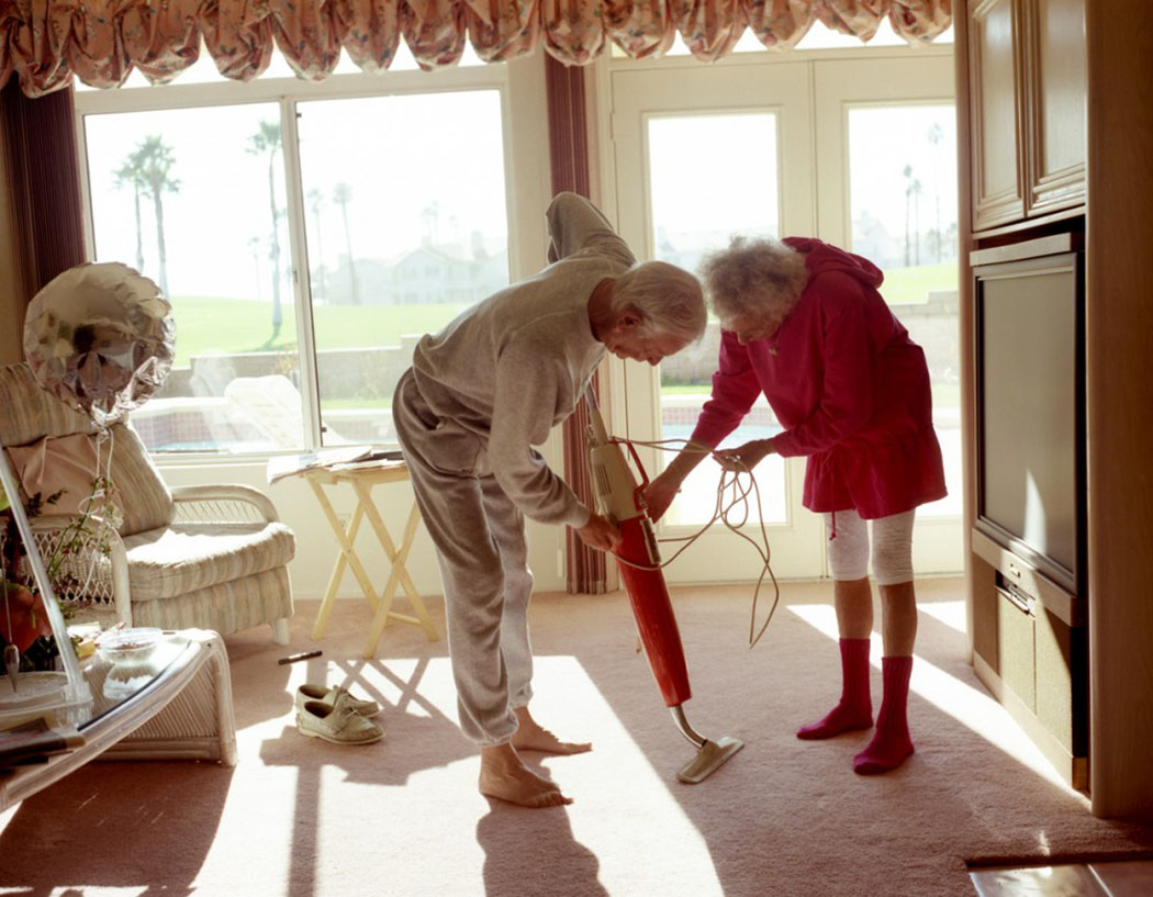 Photography_PicturesFromHome_LarrySultan_03