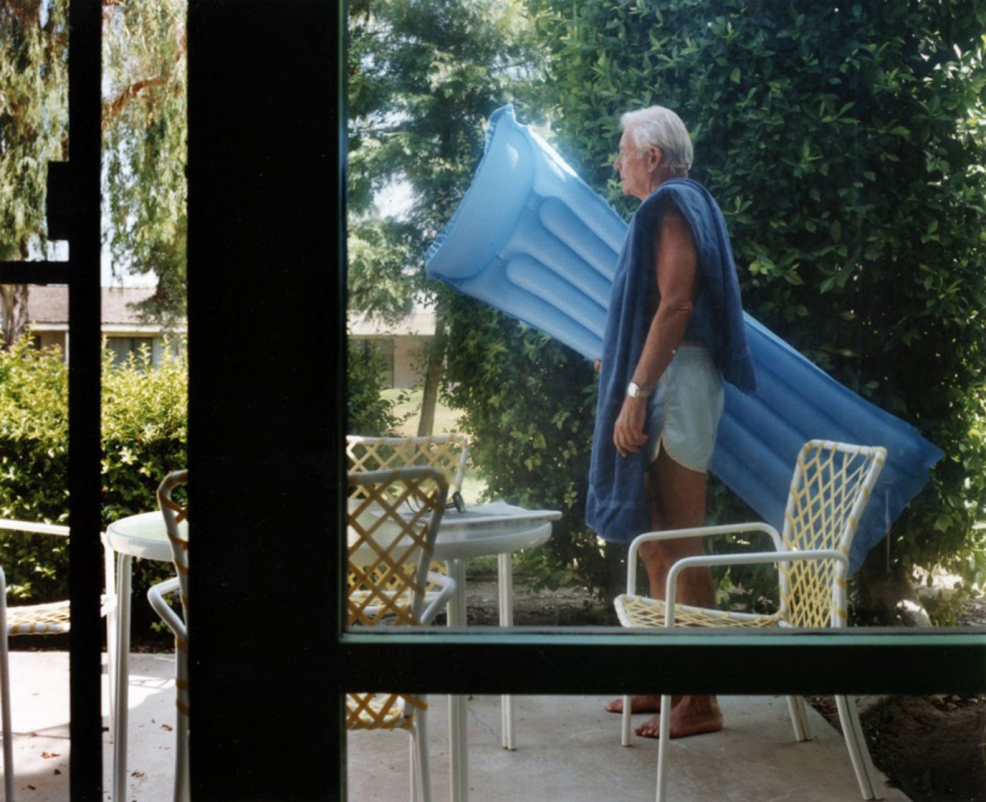 Photography_PicturesFromHome_LarrySultan_20