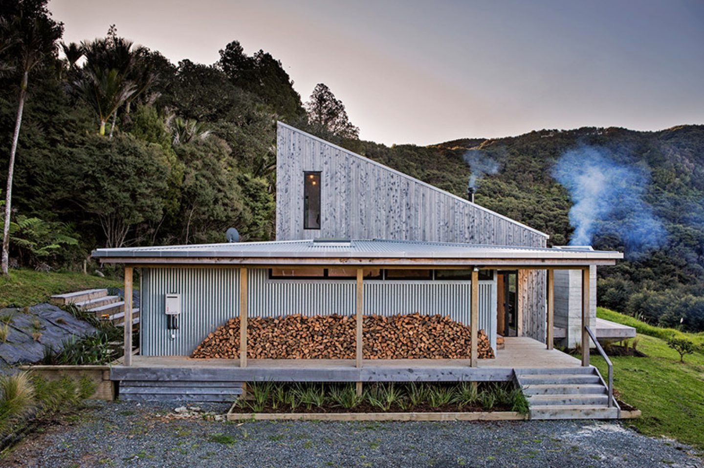 david-maurice-LTD-architectural-back-country-house-puhoi-new-zealand-ignant_03