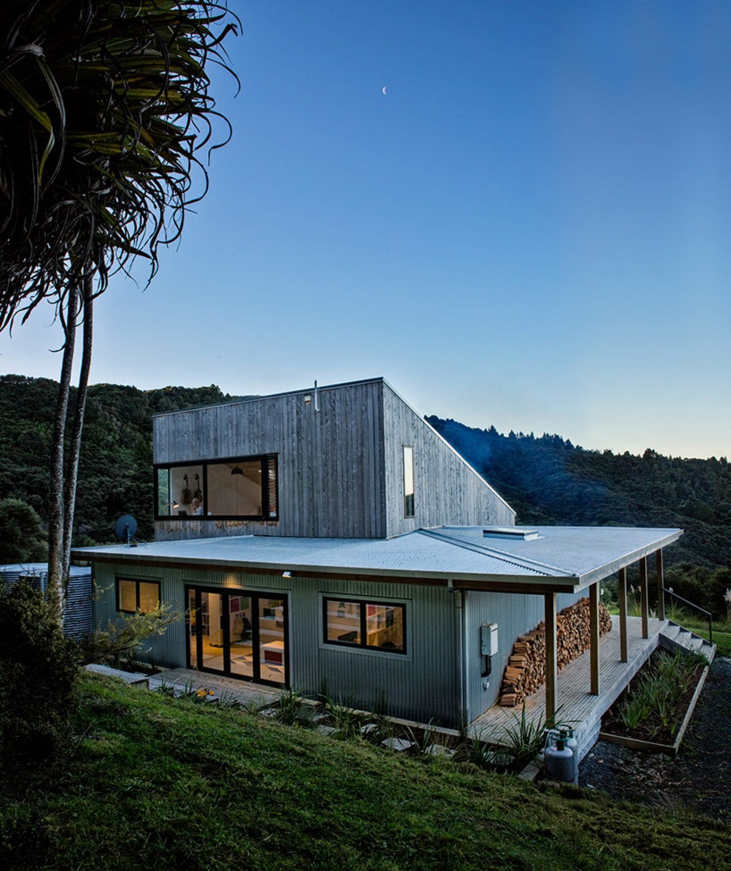 david-maurice-LTD-architectural-back-country-house-puhoi-new-zealand-ignant_08